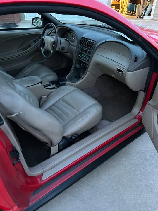 1999 Ford SN95 Mustang - Image 6 of 11