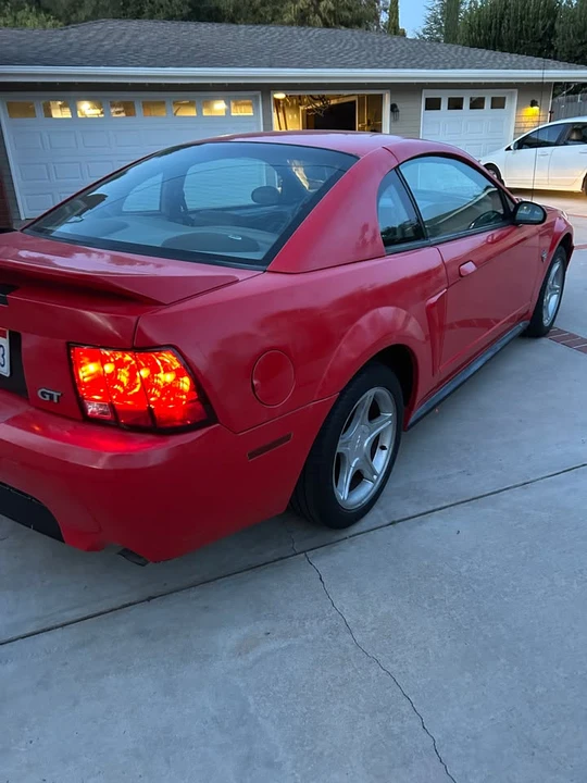 1999 Ford SN95 Mustang - Image 2 of 11