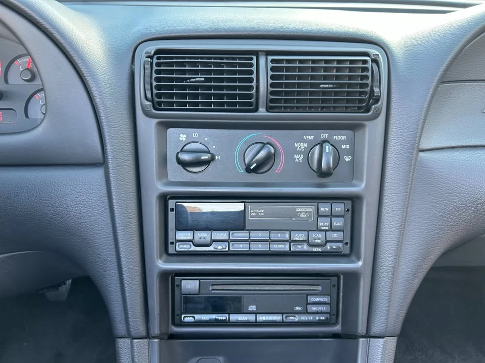 1999 Ford SN95 Mustang - Image 16 of 19