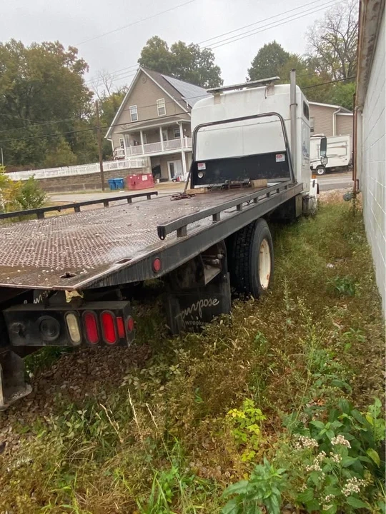1999 Freightliner - Image 6 of 6