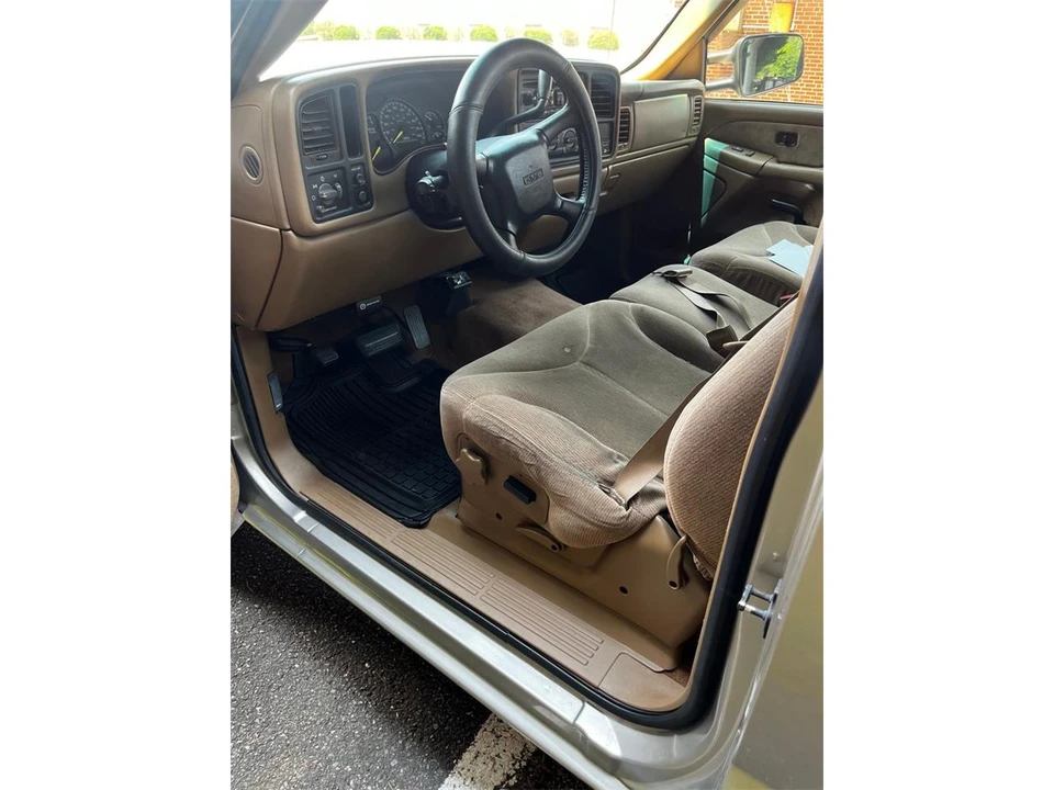 1999 GMC C/K - Image 12 of 29