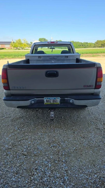 1999 GMC Sierra 2nd Gen - Image 4 of 6