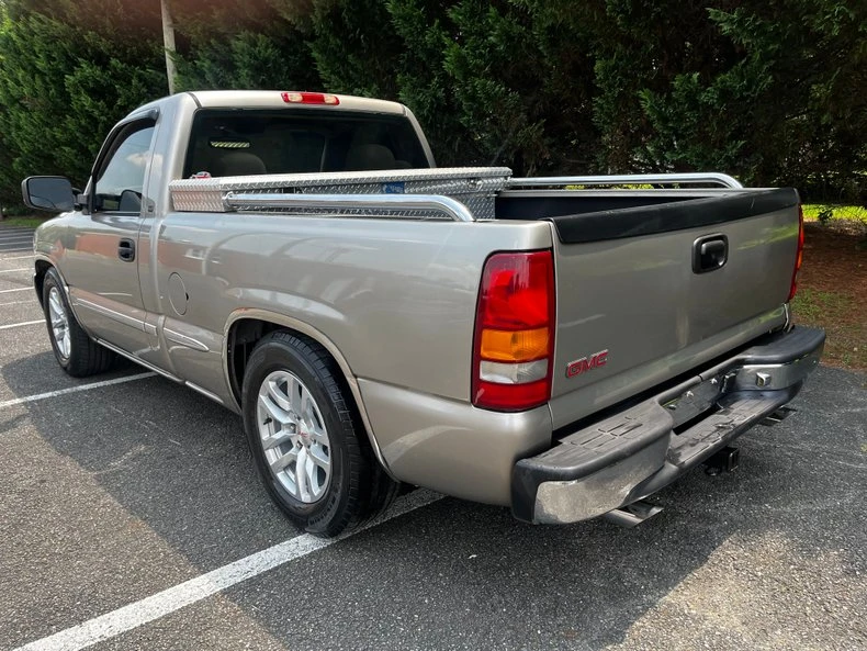 1999 GMC C/K - Image 3 of 29