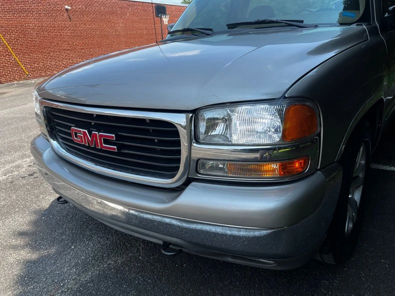 1999 GMC C/K - Image 8 of 29