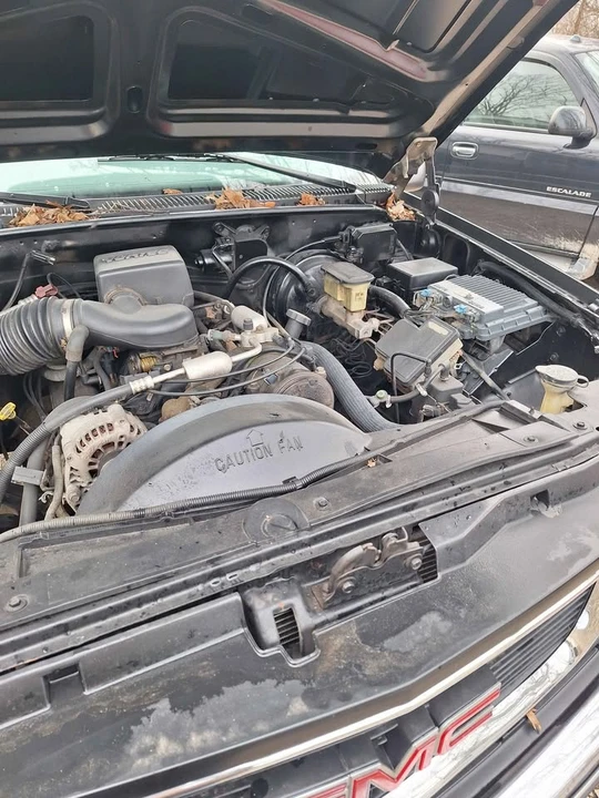 1999 GMC Sierra 1st Gen - Image 15 of 17
