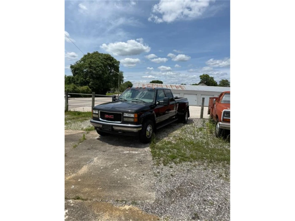 1999 GMC C/K - Image 5 of 15