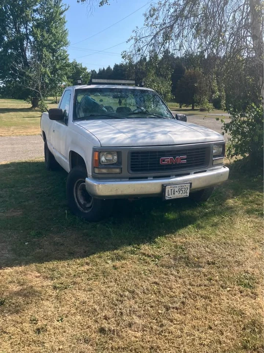 1999 GMC Sierra 1st Gen - Image 4 of 5