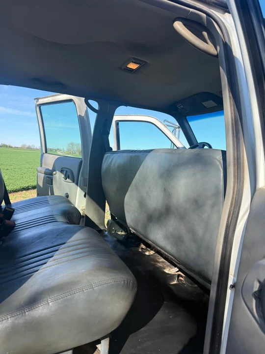 1999 GMC TopKick - Image 3 of 6