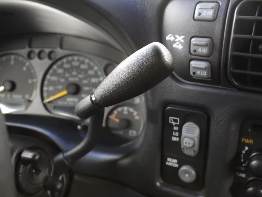 1999 GMC S-15 Jimmy 2nd Gen - Image 27 of 31
