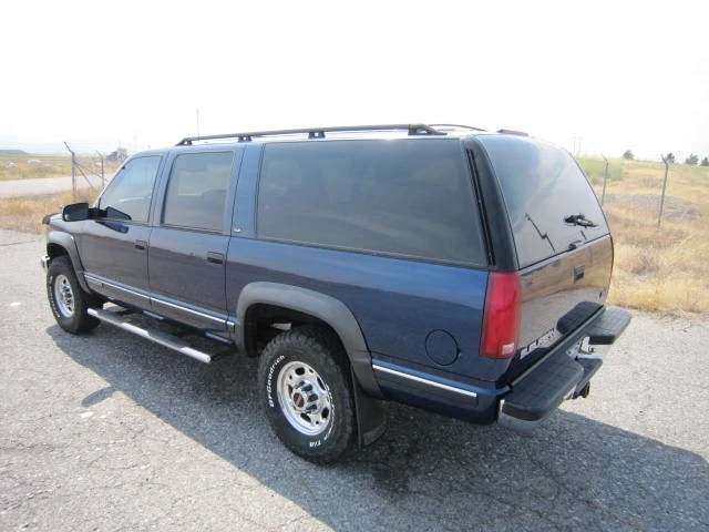1999 GMC Suburban 8th Gen - Image 12 of 31