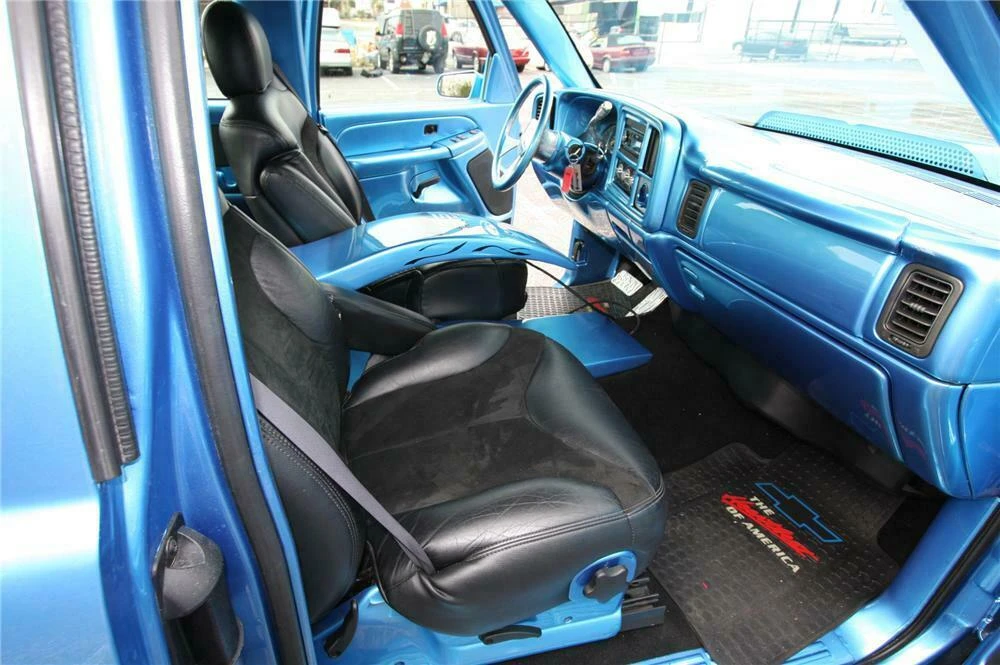 1999 GMC Sierra 2nd Gen - Image 3 of 4