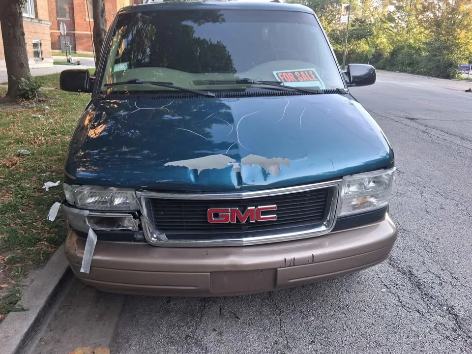 1999 GMC Savana - Image 4 of 11