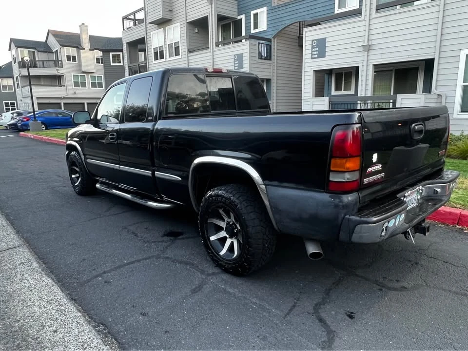 1999 GMC Sierra - Image 4 of 8