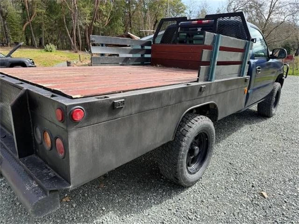 1999 GMC Sierra 1st Gen - Image 10 of 13