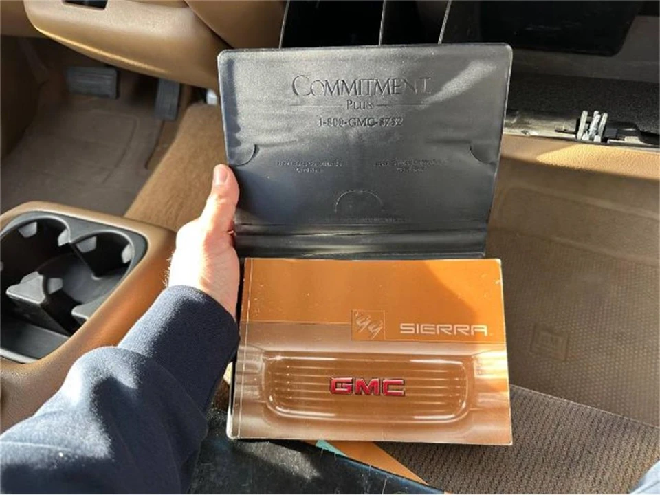 1999 GMC Sierra 2nd Gen - Image 13 of 24