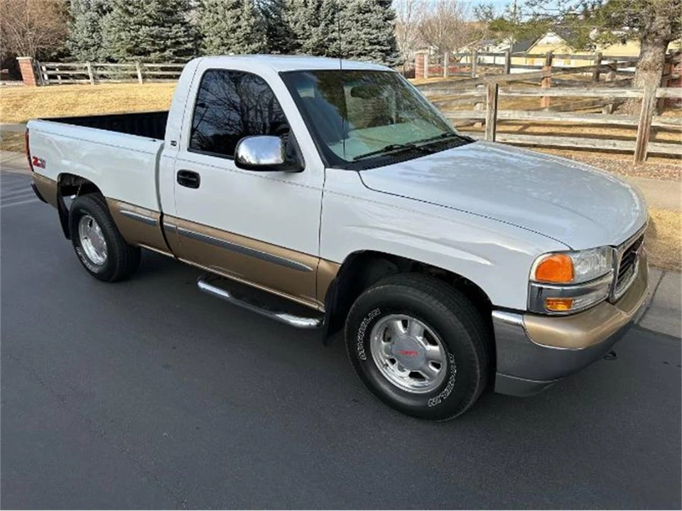 1999 GMC Sierra 2nd Gen - Image 23 of 24