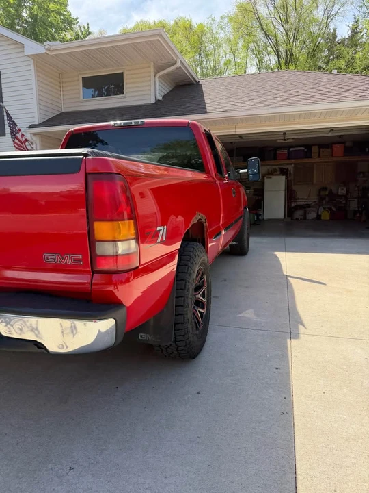 1999 GMC Sierra 1st Gen - Image 9 of 9