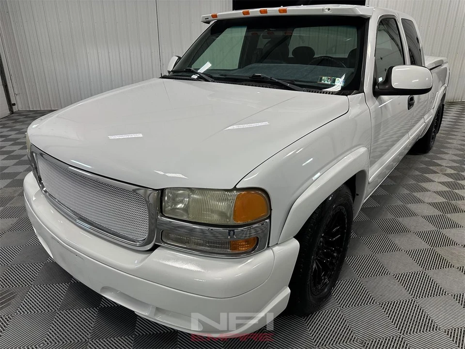 1999 GMC Sierra 2nd Gen - Image 3 of 31