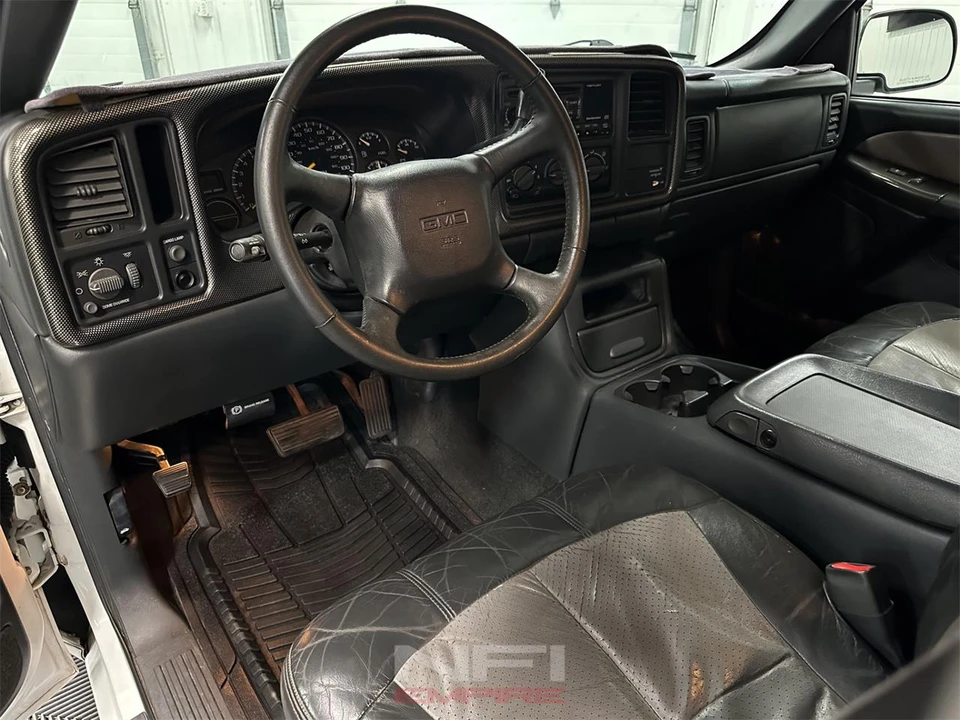 1999 GMC Sierra 2nd Gen - Image 23 of 31