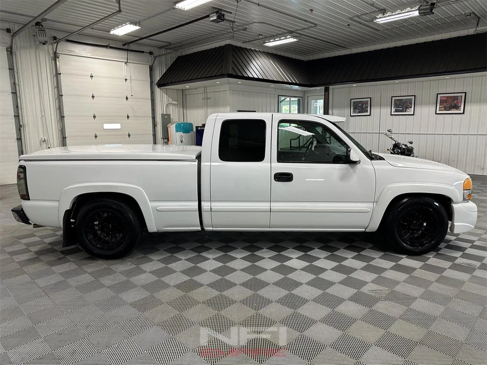 1999 GMC Sierra 2nd Gen - Image 7 of 31