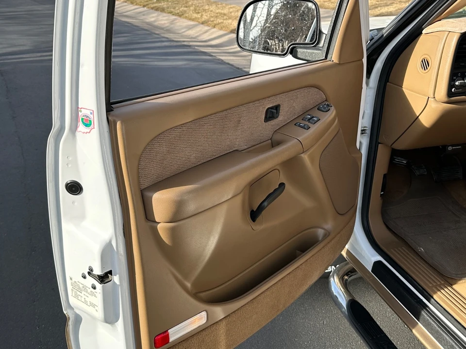 1999 GMC Sierra 2nd Gen - Image 15 of 21