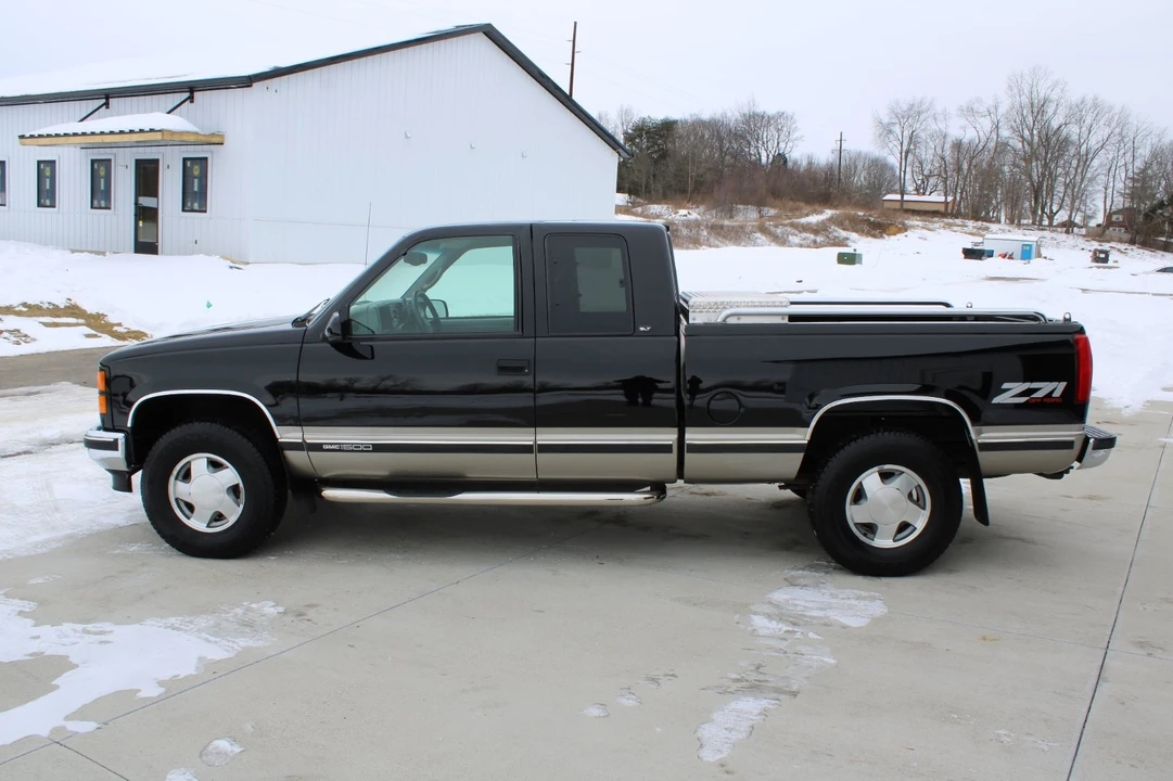 1999 GMC Sierra 2nd Gen - Image 4 of 14