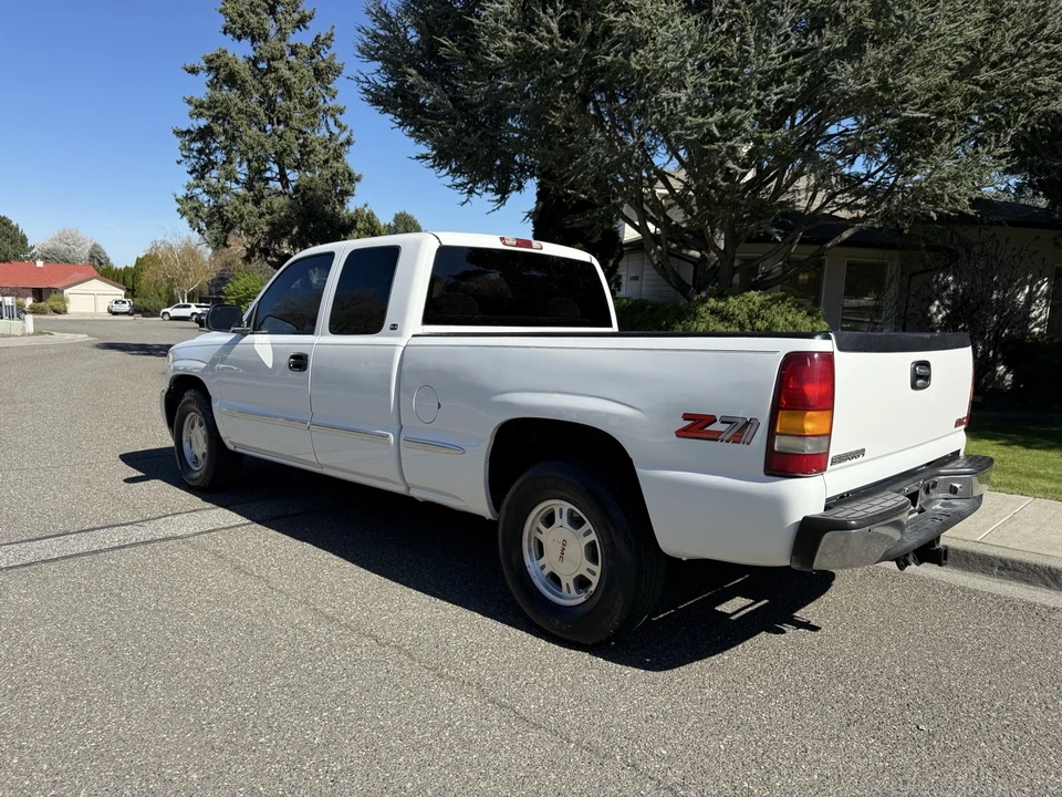 1999 GMC Sierra 2nd Gen - Image 4 of 21