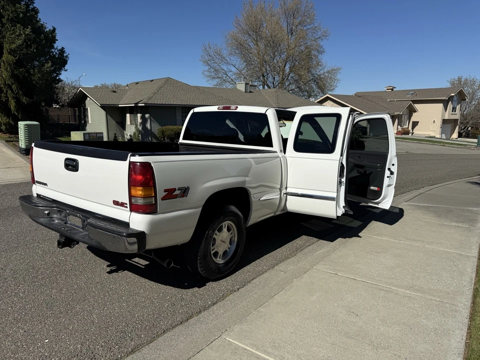 1999 GMC Sierra 2nd Gen - Image 14 of 21
