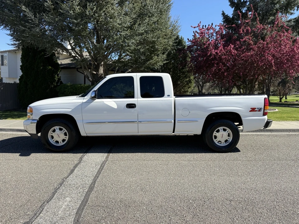 1999 GMC Sierra 2nd Gen - Image 3 of 21