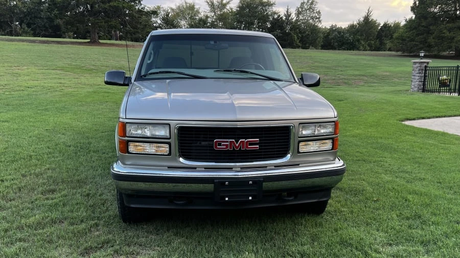 1999 GMC Sierra 2nd Gen - Image 2 of 11