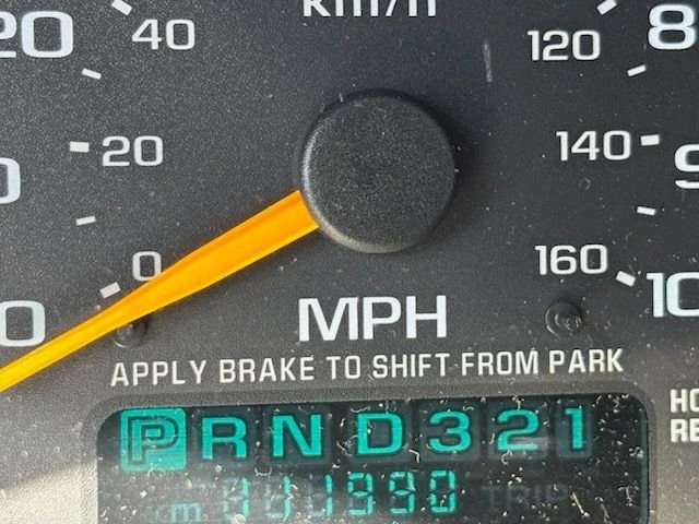 1999 GMC Sierra 2nd Gen - Image 9 of 10