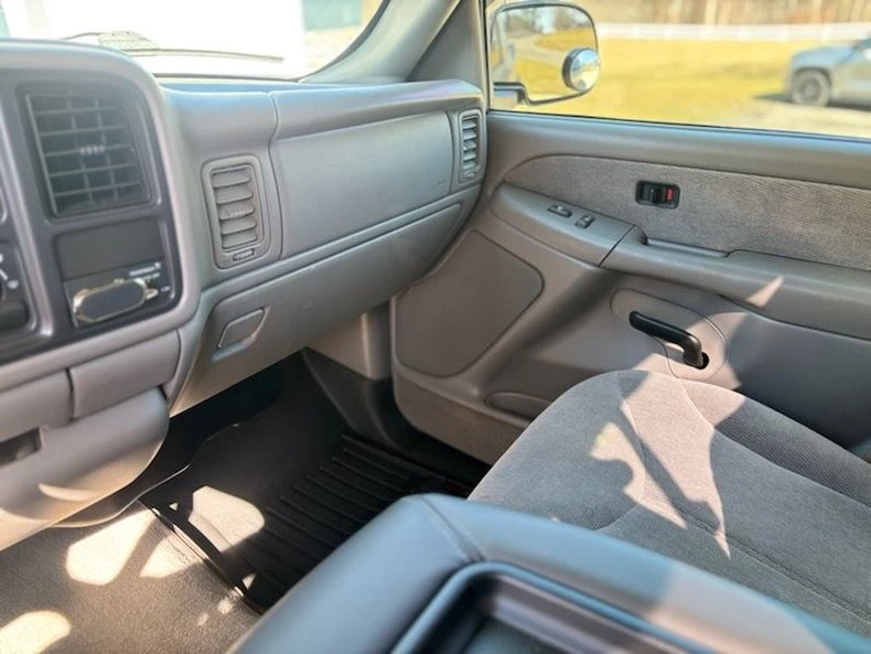 1999 GMC Sierra 2nd Gen - Image 6 of 10