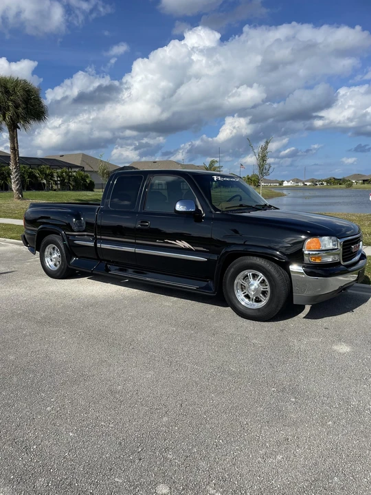 1999 GMC Sierra 2nd Gen - Image 10 of 31