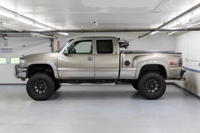 1999 GMC Sierra 2nd Gen - Image 3 of 21
