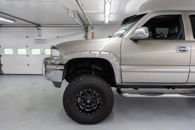 1999 GMC Sierra 2nd Gen - Image 4 of 21