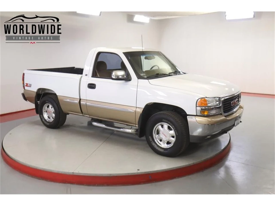 1999 GMC Sierra 2nd Gen - Image 2 of 31