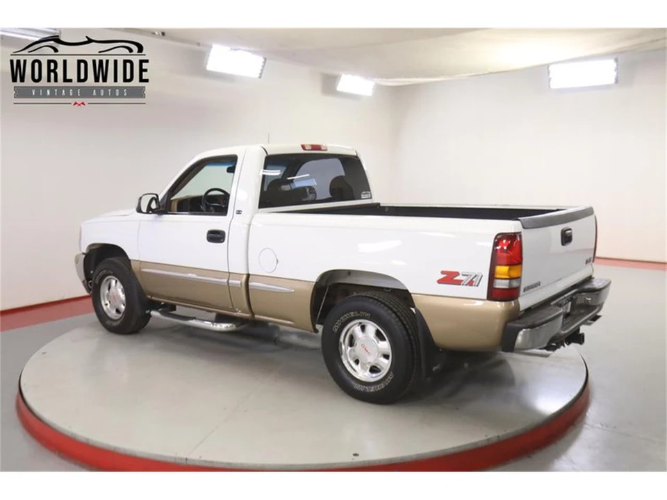 1999 GMC Sierra 2nd Gen - Image 5 of 31