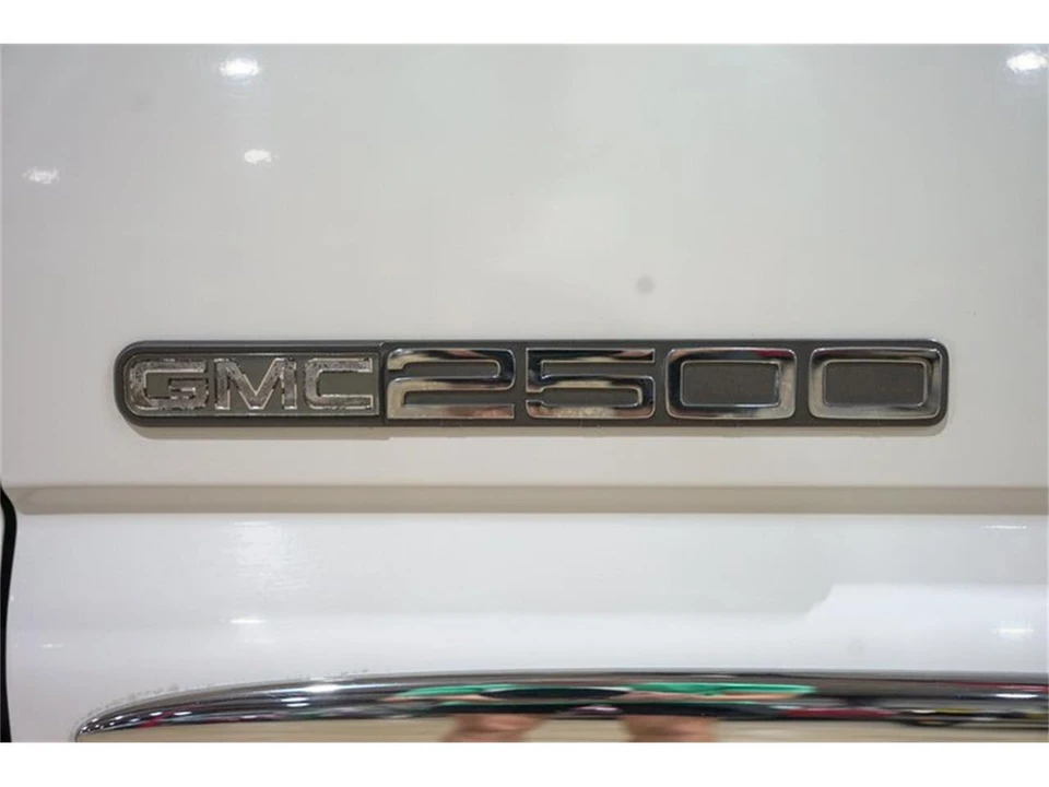 1999 GMC Sierra 2nd Gen - Image 22 of 31