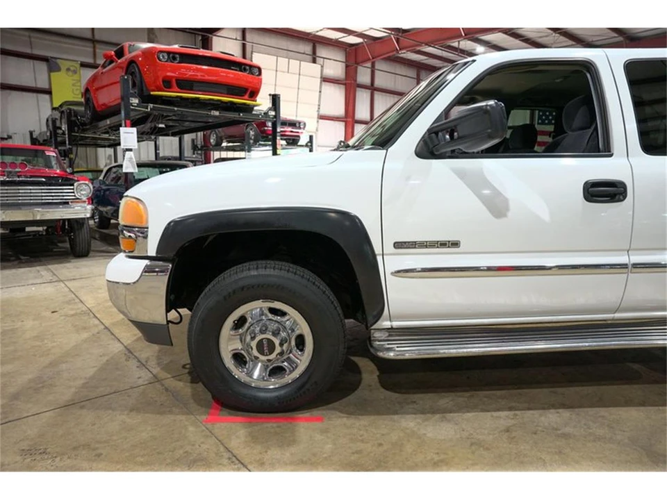 1999 GMC Sierra 2nd Gen - Image 3 of 31