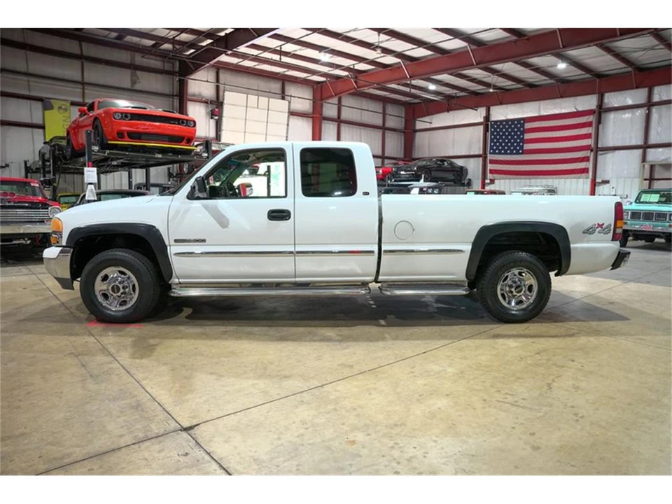 1999 GMC Sierra 2nd Gen - Image 4 of 31