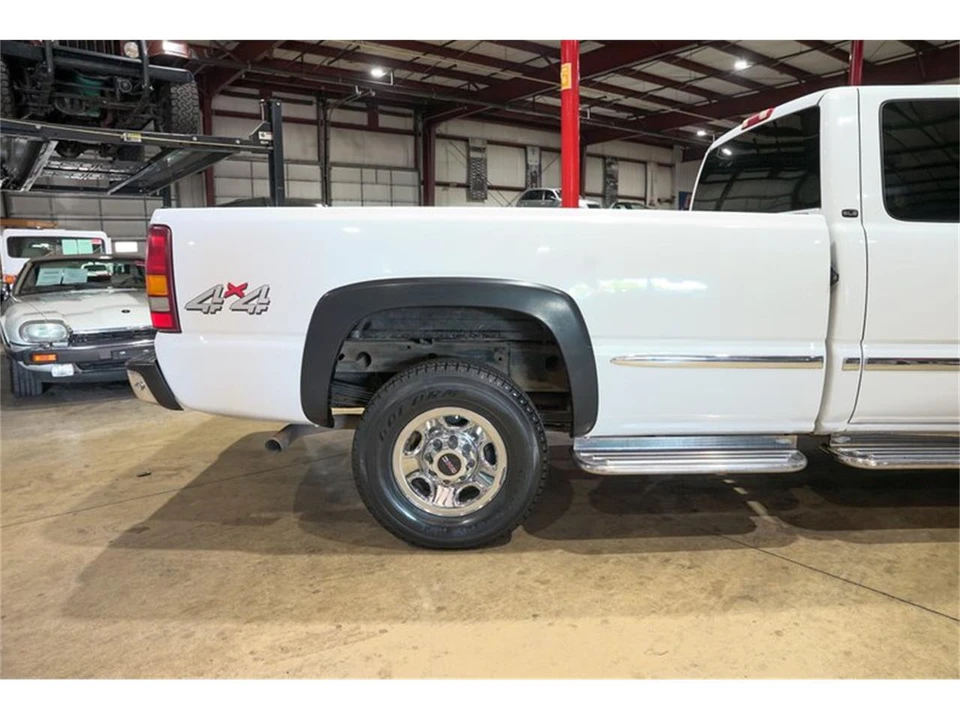 1999 GMC Sierra 2nd Gen - Image 9 of 31