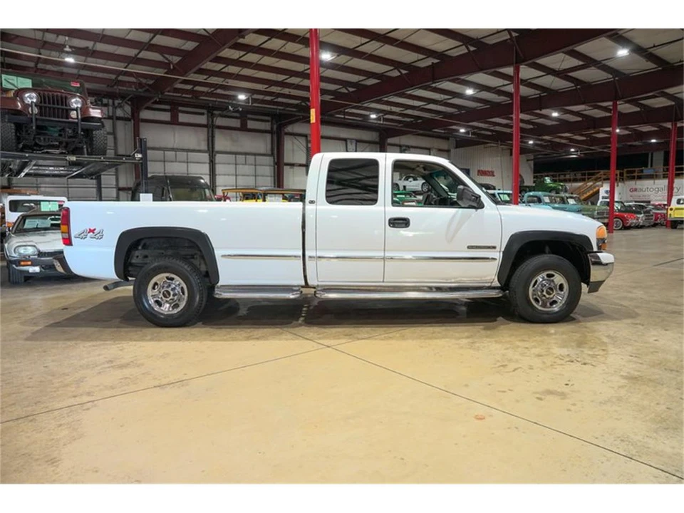 1999 GMC Sierra 2nd Gen - Image 10 of 31