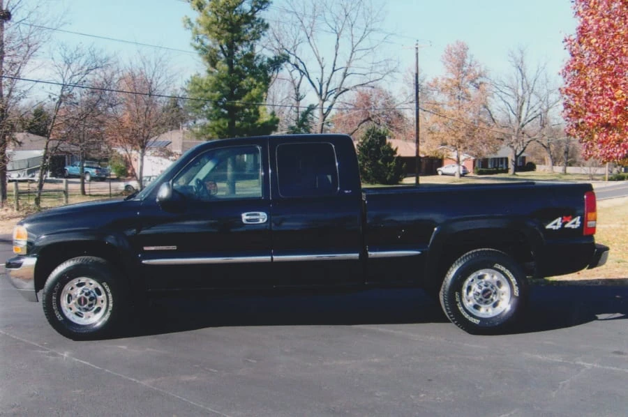 1999 GMC Sierra 1st Gen - Image 2 of 3