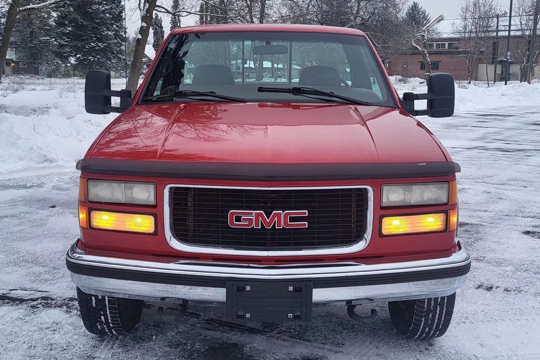1999 GMC Sierra 1st Gen - Image 2 of 31