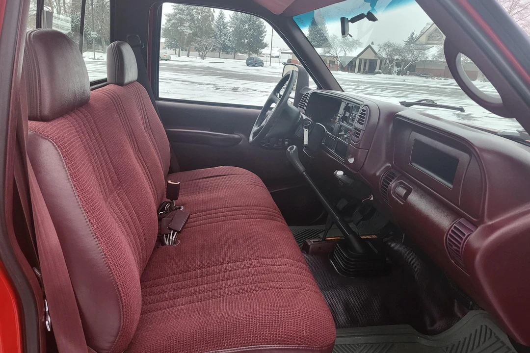 1999 GMC Sierra 1st Gen - Image 27 of 31