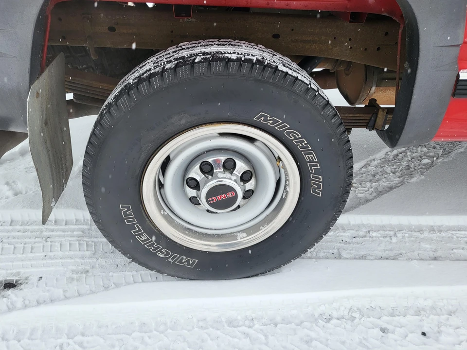 1999 GMC Sierra 1st Gen - Image 23 of 31