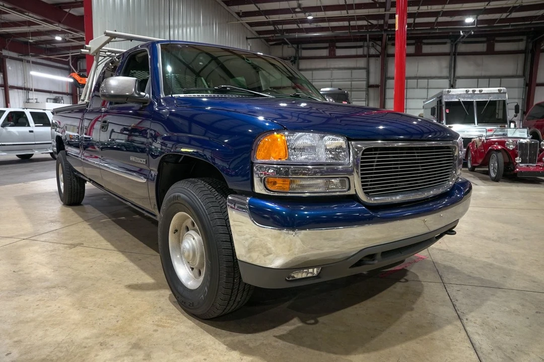 1999 GMC Sierra 1st Gen - Image 12 of 21
