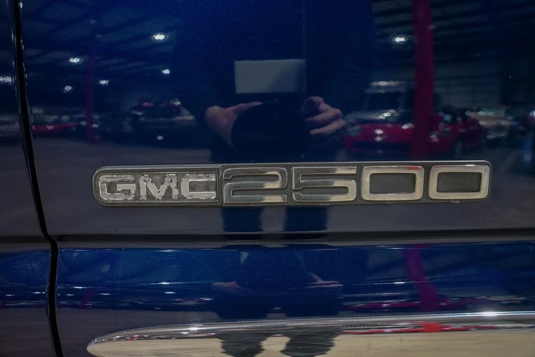 1999 GMC Sierra 1st Gen - Image 21 of 21