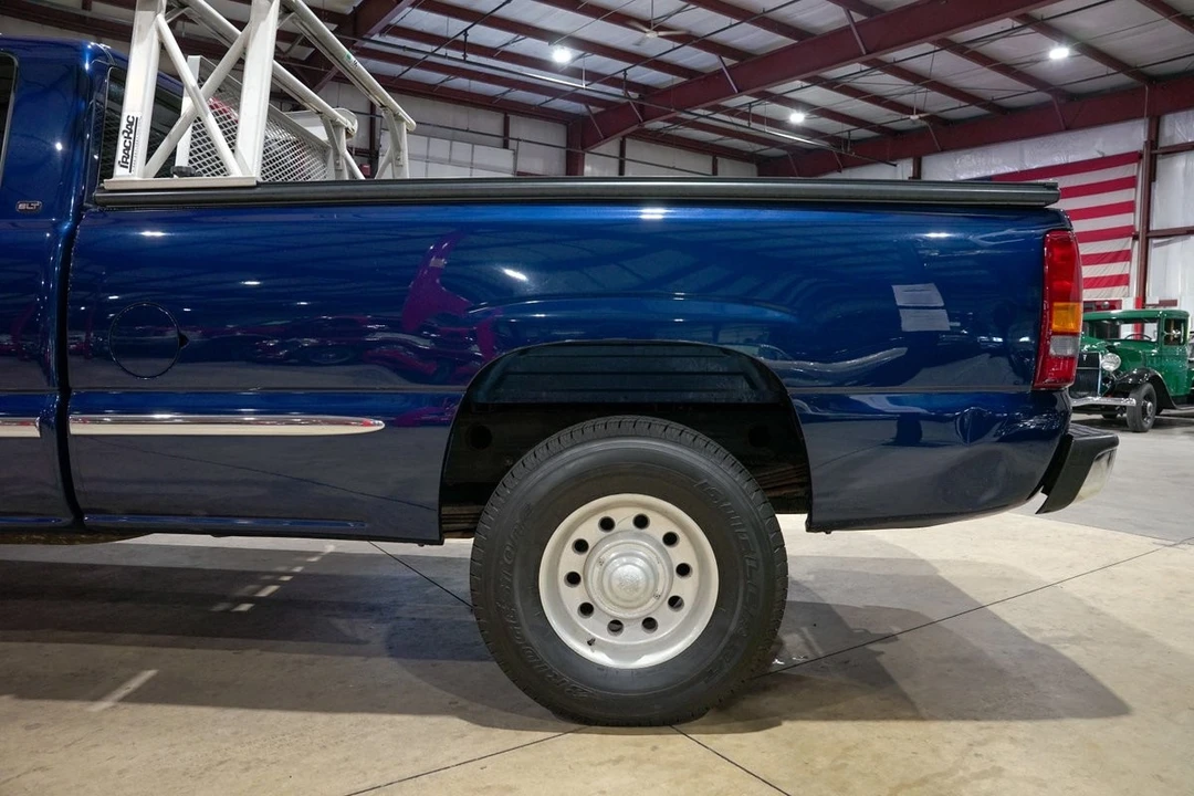 1999 GMC Sierra 1st Gen - Image 5 of 21