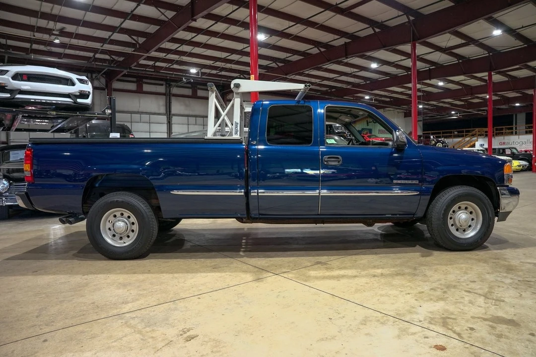1999 GMC Sierra 2nd Gen - Image 10 of 12